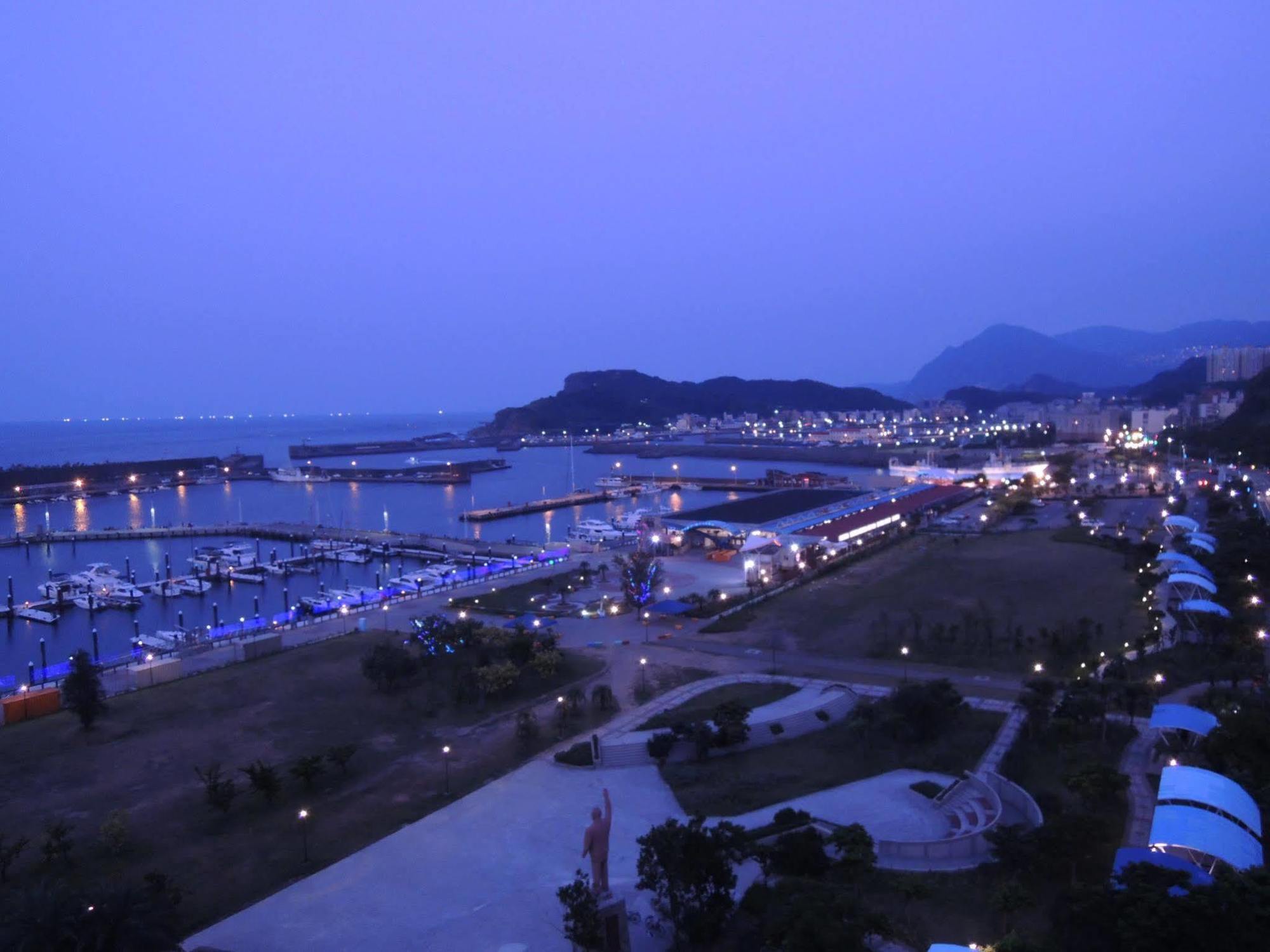Blue Ocean Hotel Keelung Eksteriør billede